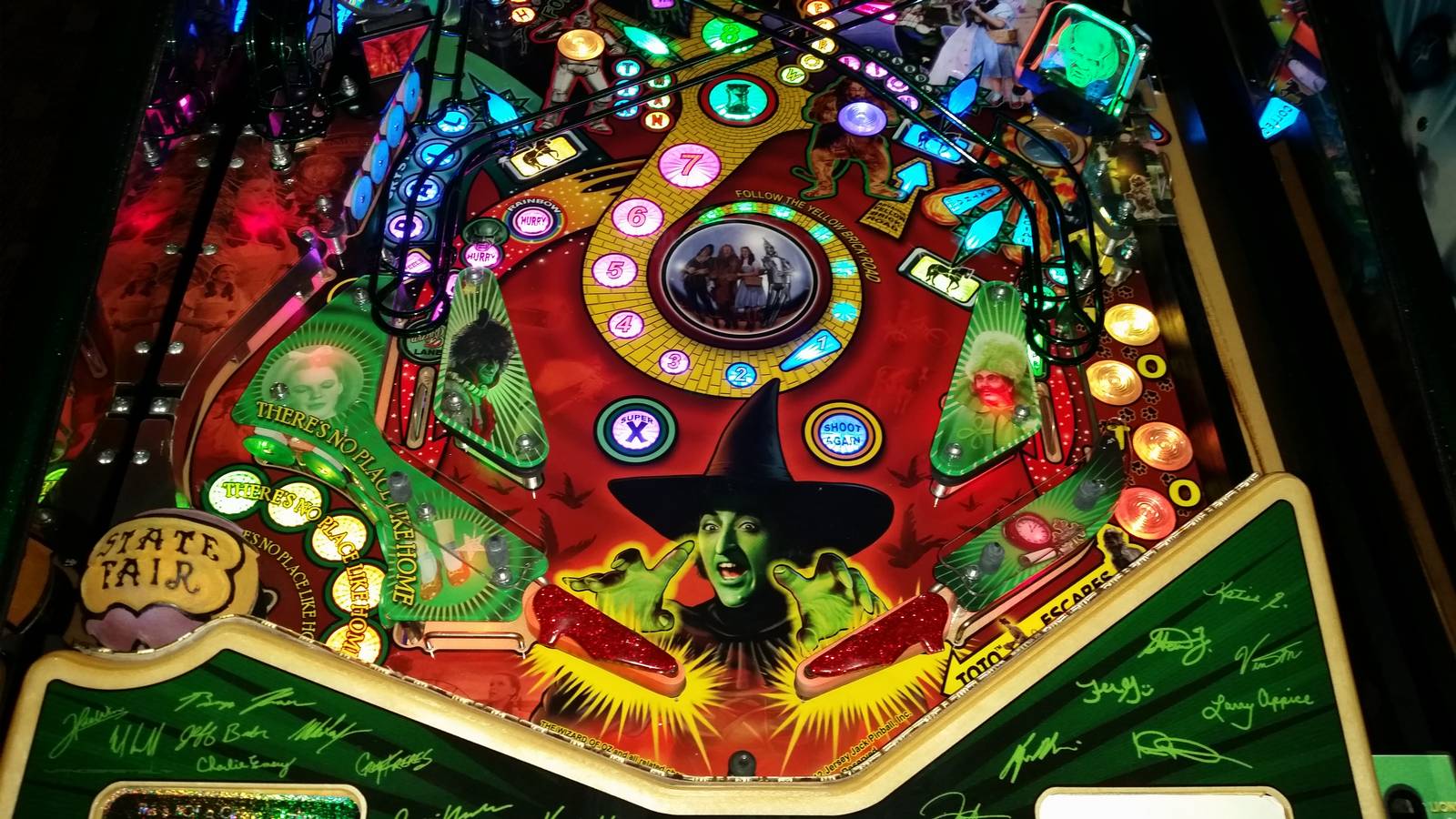 Jesey Jack Pinball Wizard of OZ LE pinball for sale.